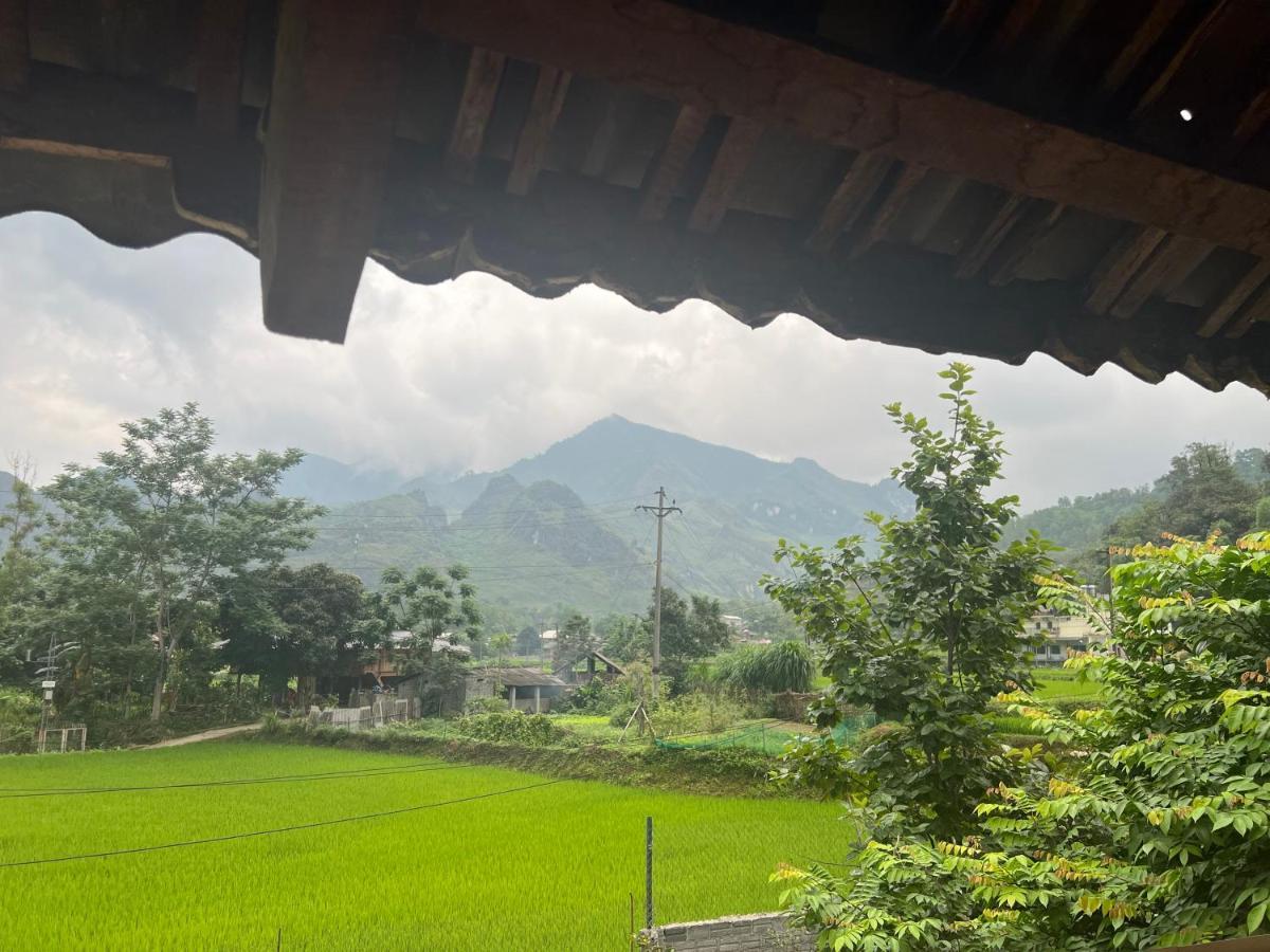 Du Gia Thu'S Homestay Lang Cac Bagian luar foto