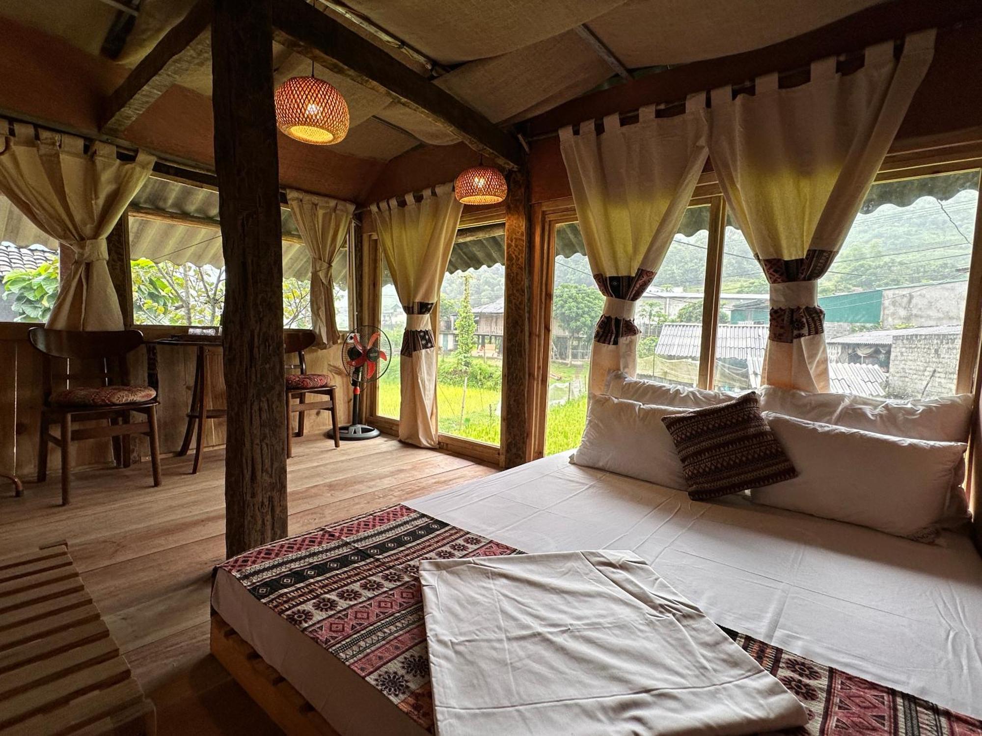 Du Gia Thu'S Homestay Lang Cac Bagian luar foto